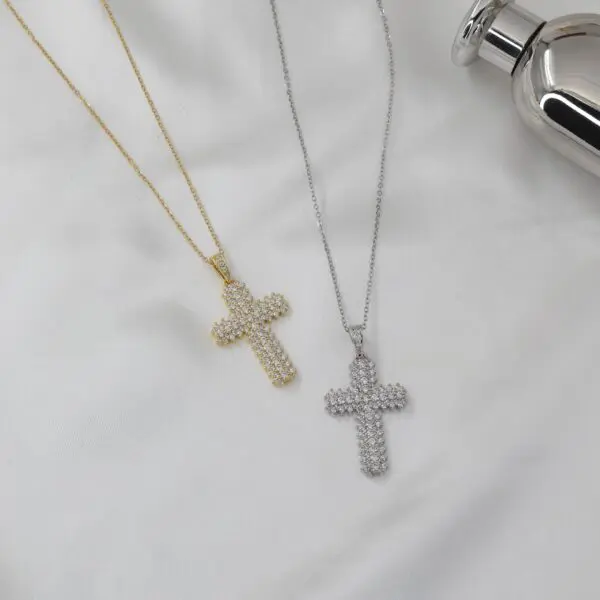 Κολιέ με σταυρό και πέτρες ζιργκόν Agline Cross