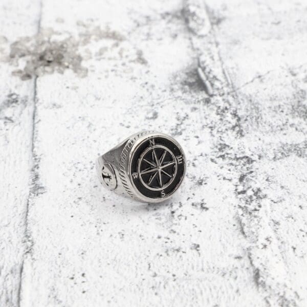 Ανδρικό δαχτυλίδι με άγκυρα Mar & Mar Compass από ανοξείδωτο ατσάλι