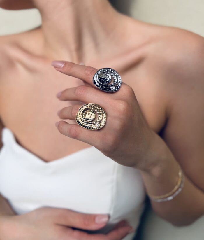 Γυναικείο δαχτυλίδι σφυρήλατο με ζιργκόν Mar & Mar Lilly από ανοξείδωτο ατσάλι