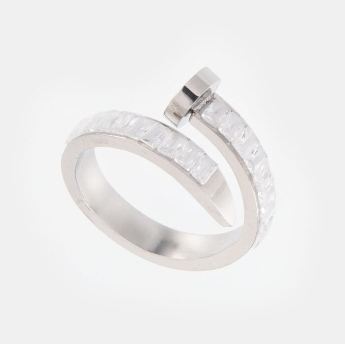 Γυναικείο δαχτυλίδι σε σχήμα καρφί με ζιργκόν Nail II